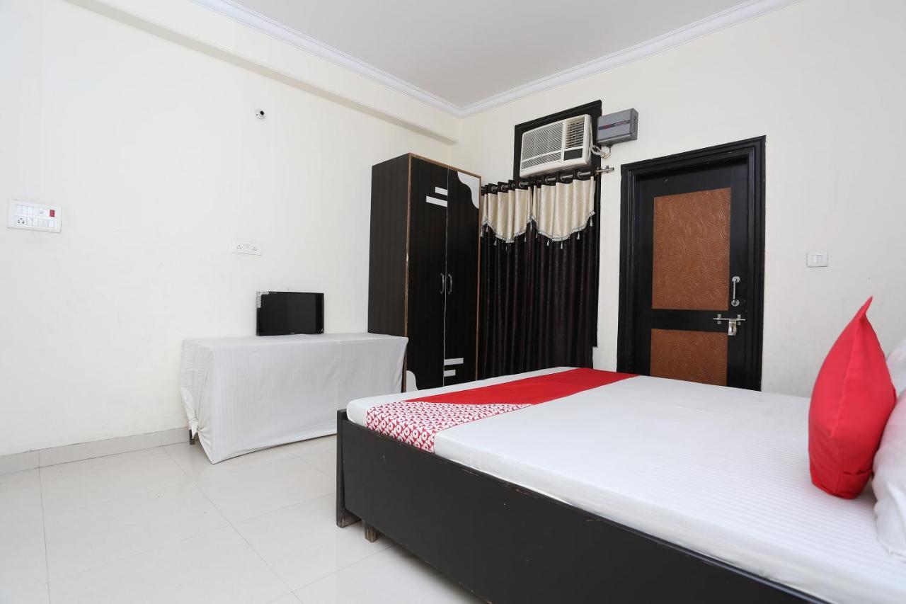Hotel Oyo 40446 Yas Residency Alīgarh Exterior foto